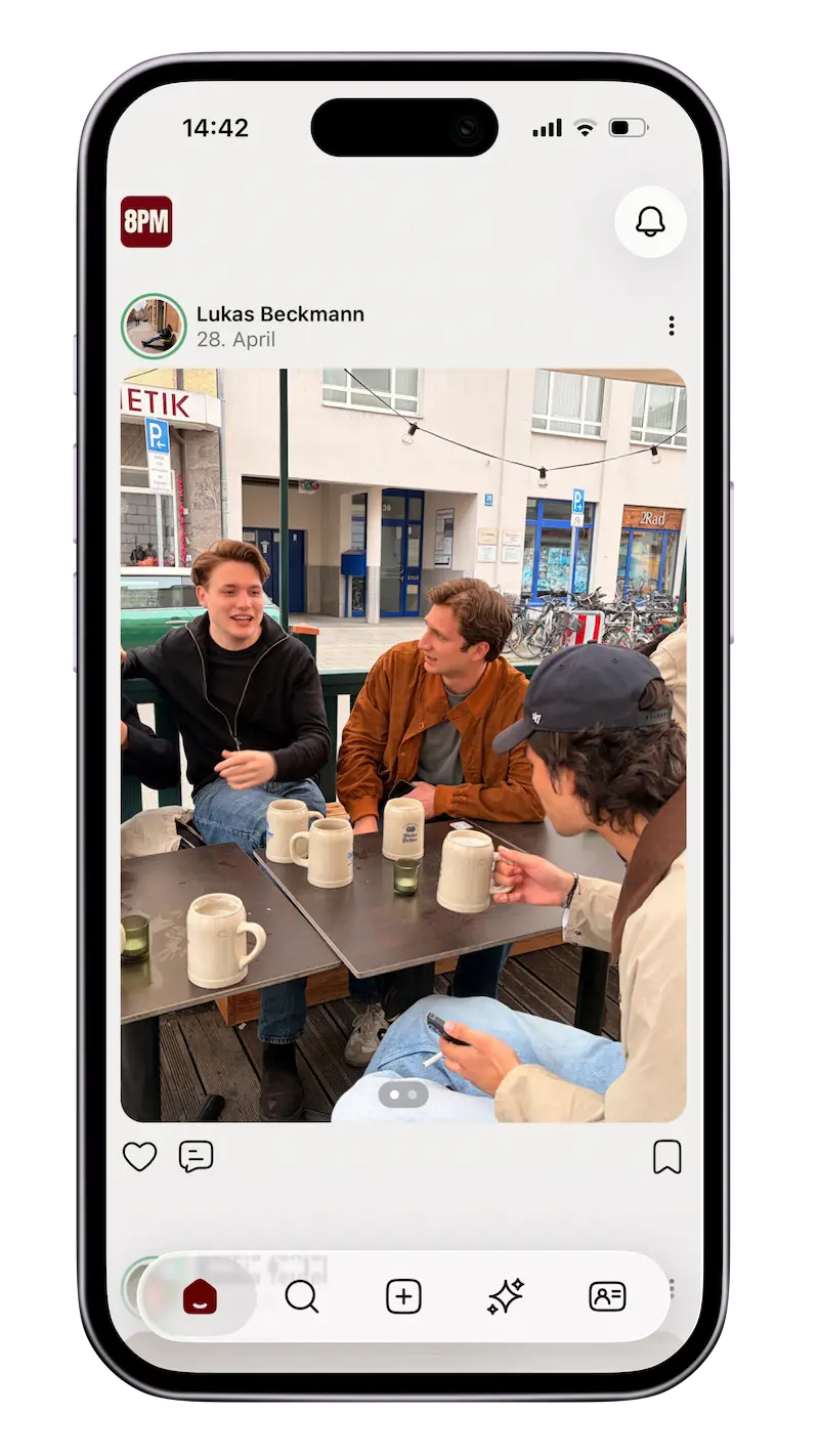 8PM app – collect daily moments